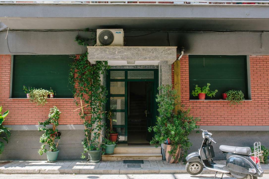 Cosy Downtown Studio - Suite Komotini Exterior foto